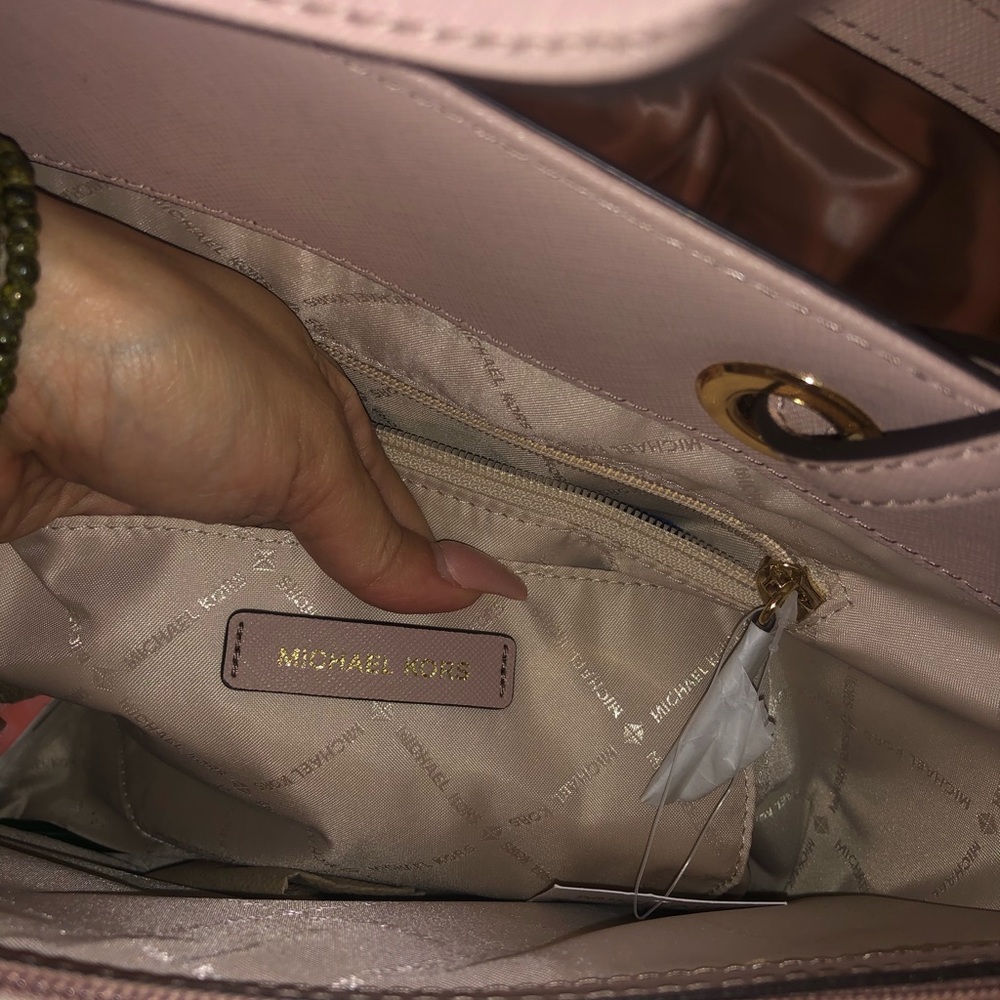 Michael Kors purse